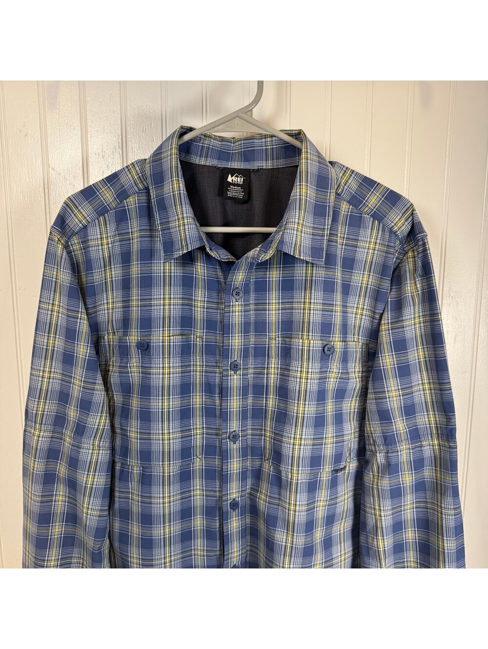 REI Co-op Sahara Men's Medium Blue Plaid Button-Up Shirt Outdoor Casual